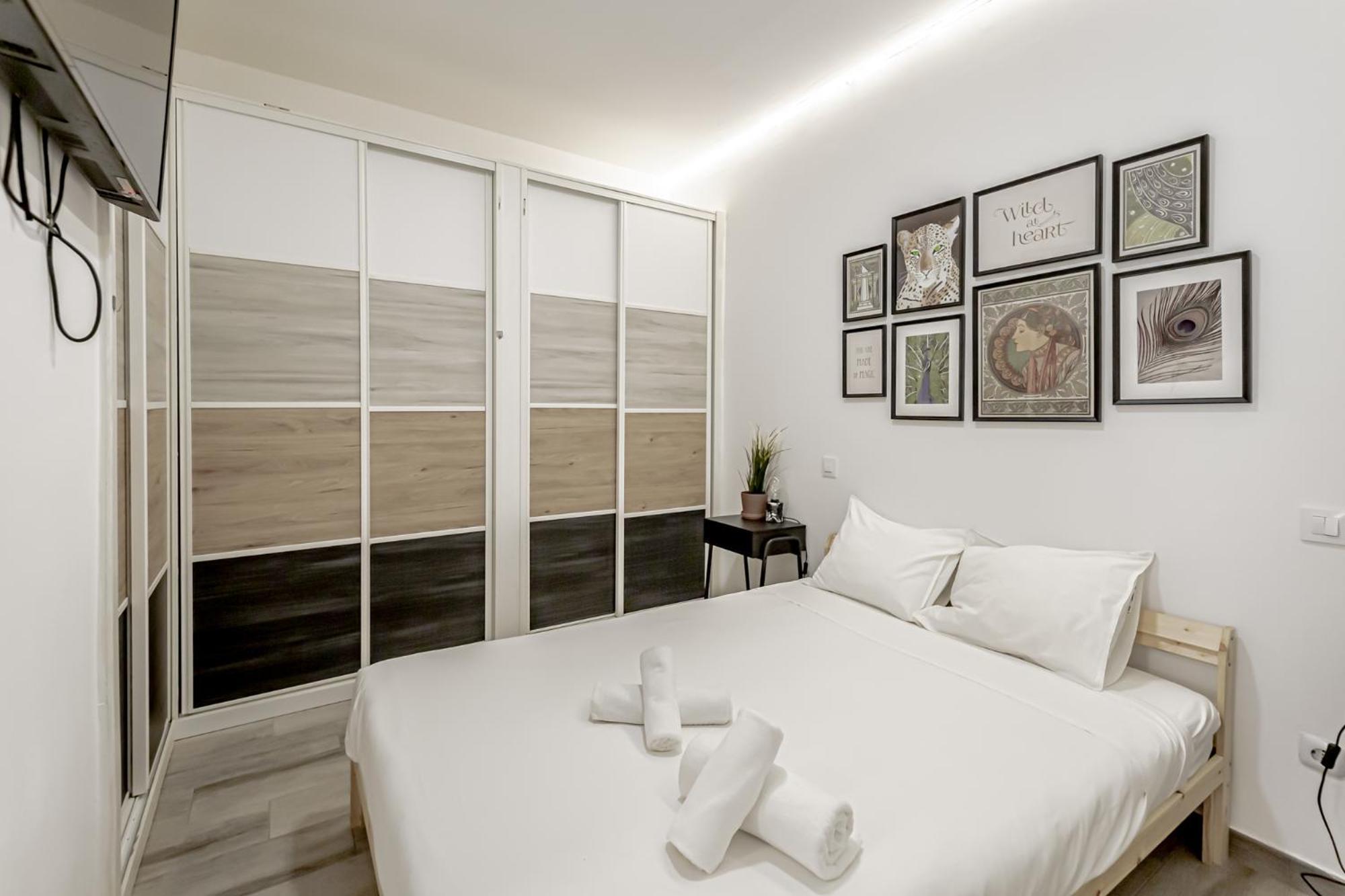 Apartamentos Tetuan 마드리드 외부 사진